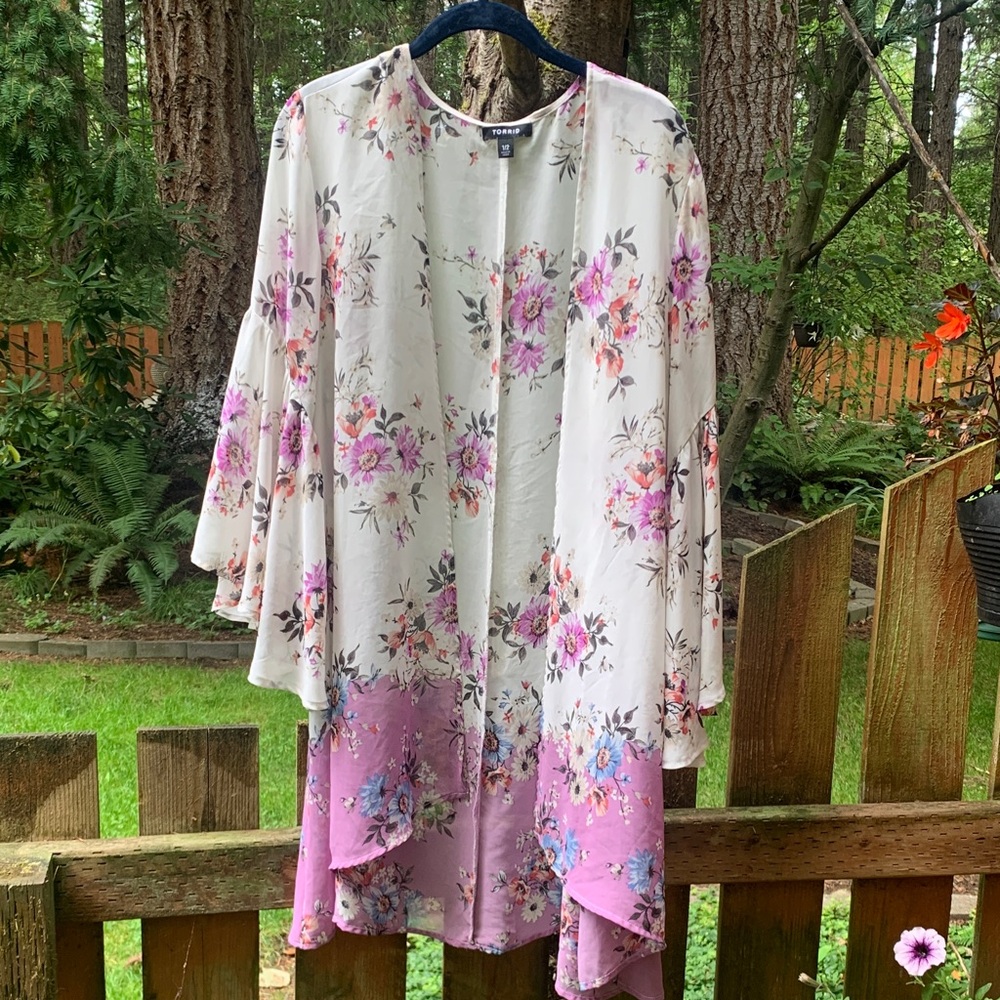 Torrid Cream and Purple Floral Kimono